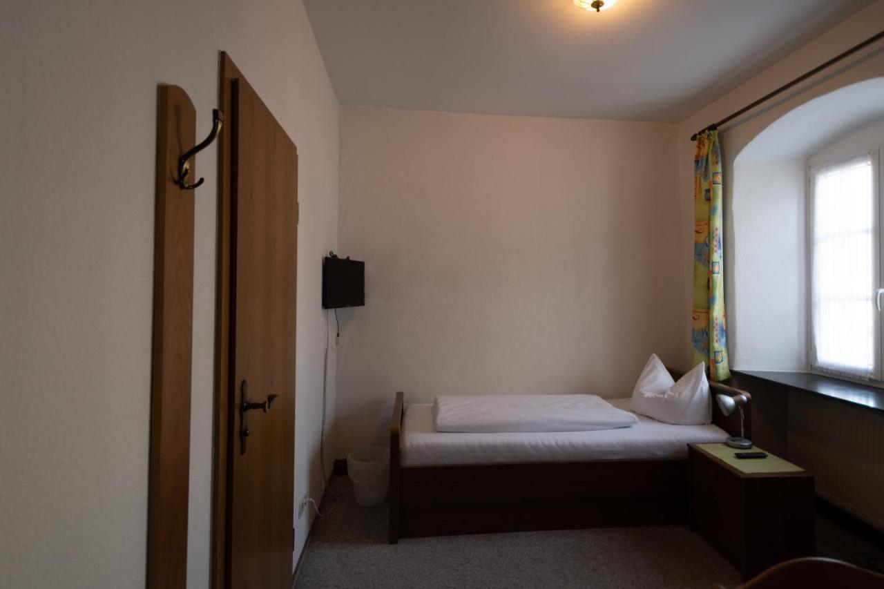 Bistro-Pension Vis-A-Vis Vohburg an der Donau Экстерьер фото